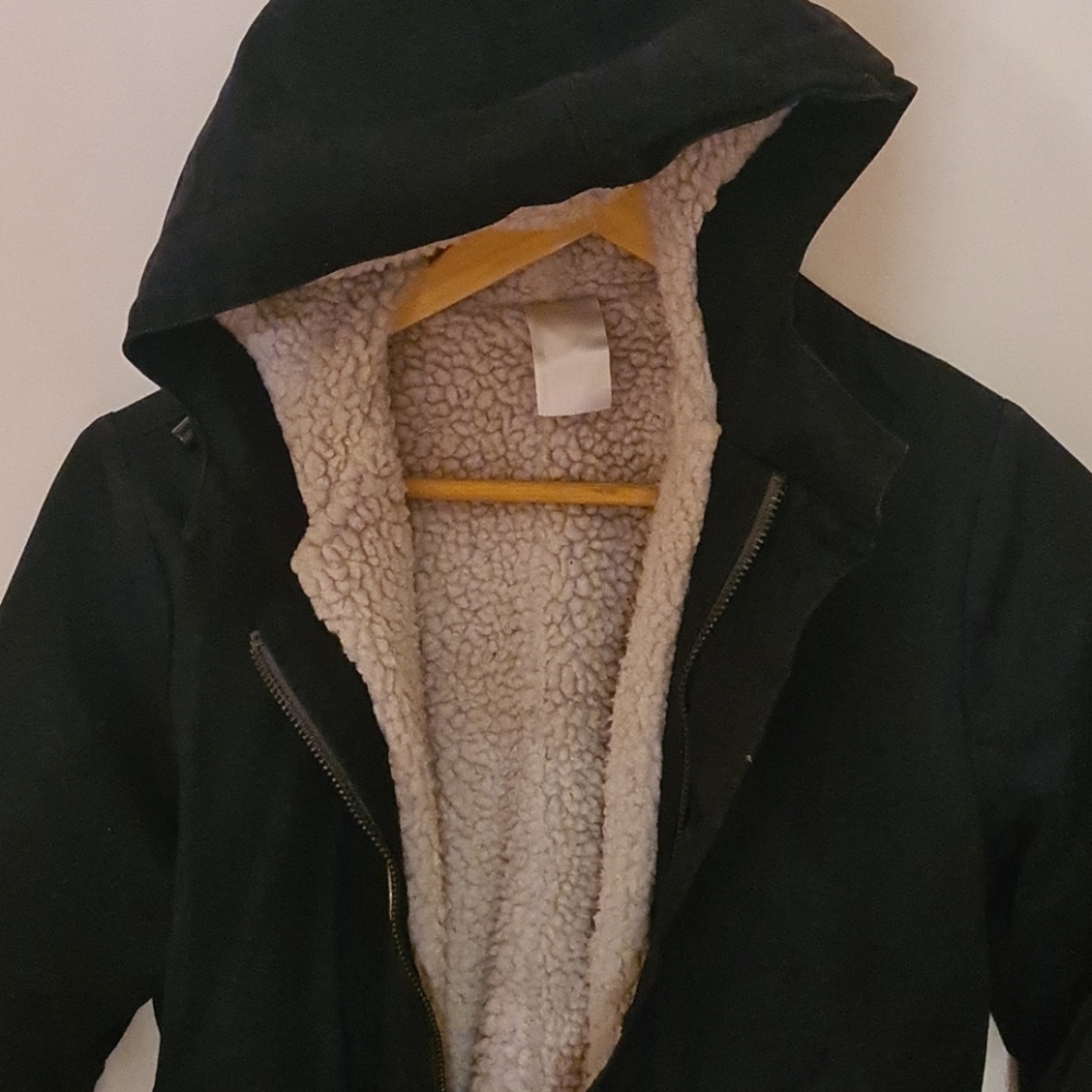 American apparel fleece lined navy coat with hood